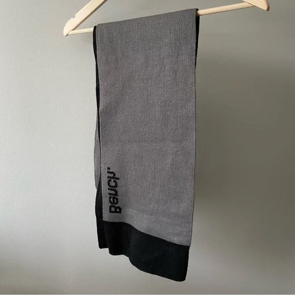 BENCH SCARF - Picture 6 of 8